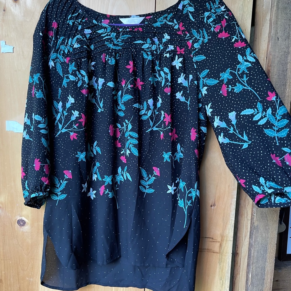 LAUREN CONRAD BLOUSE 🖤💕